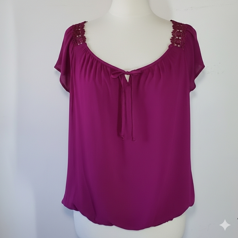Dressbarn Size L Blouse Violet Purple Elastic Sleeve Hem Lace Rayon Scoop Tie